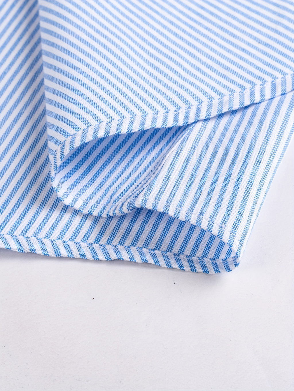 Chemise homme à rayures verticales